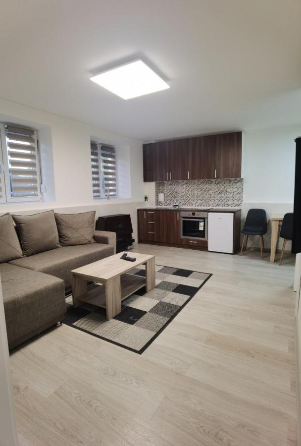 Kraguj Apartman 2 كراغوييفاك المظهر الخارجي الصورة